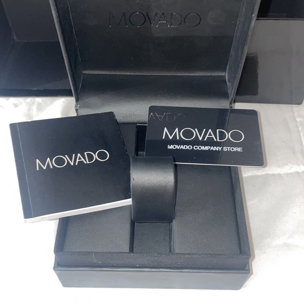 Movado watch box - Picture 6 of 11